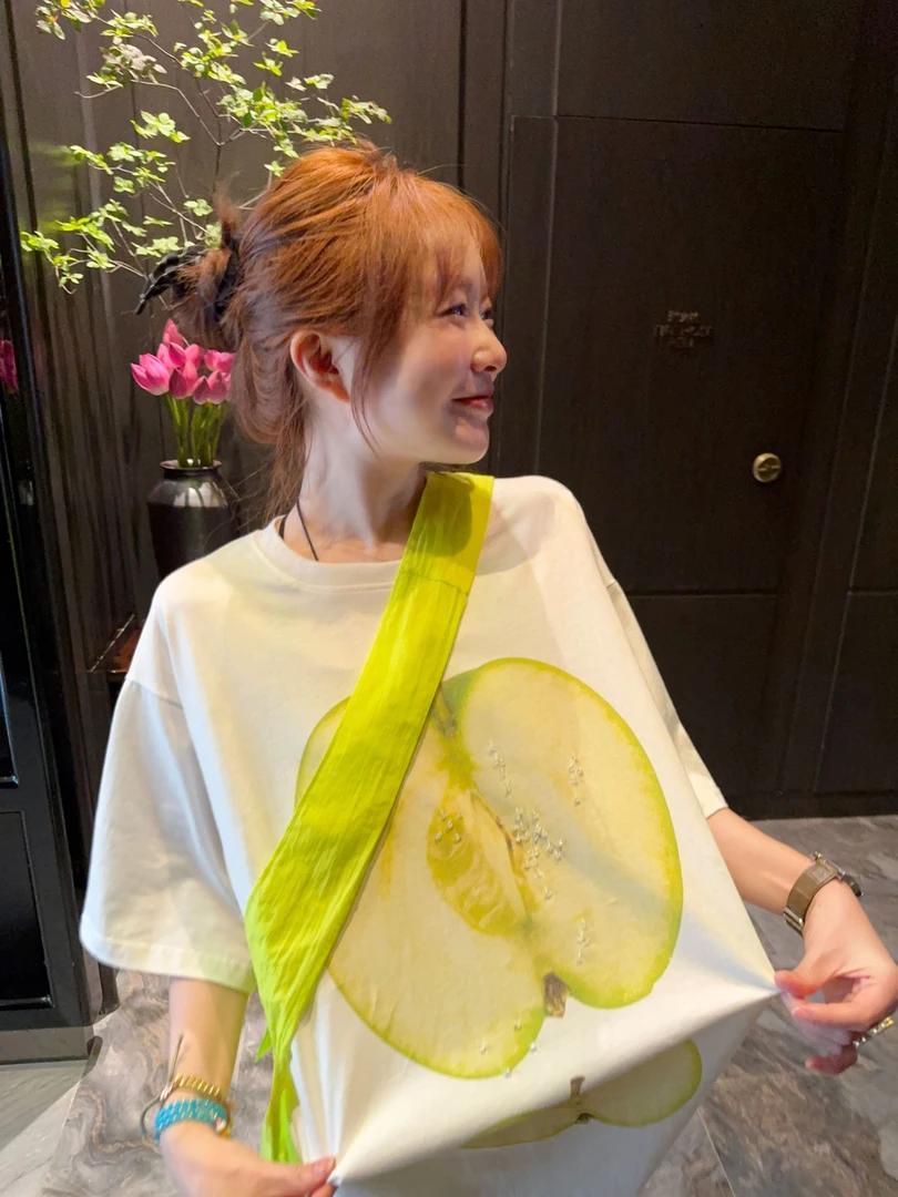 【BORAKOO】糖心手工水钻圆领短袖T恤