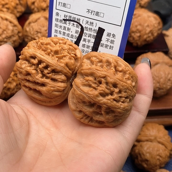 桃核吊坠消****哥粗筋狮子头43