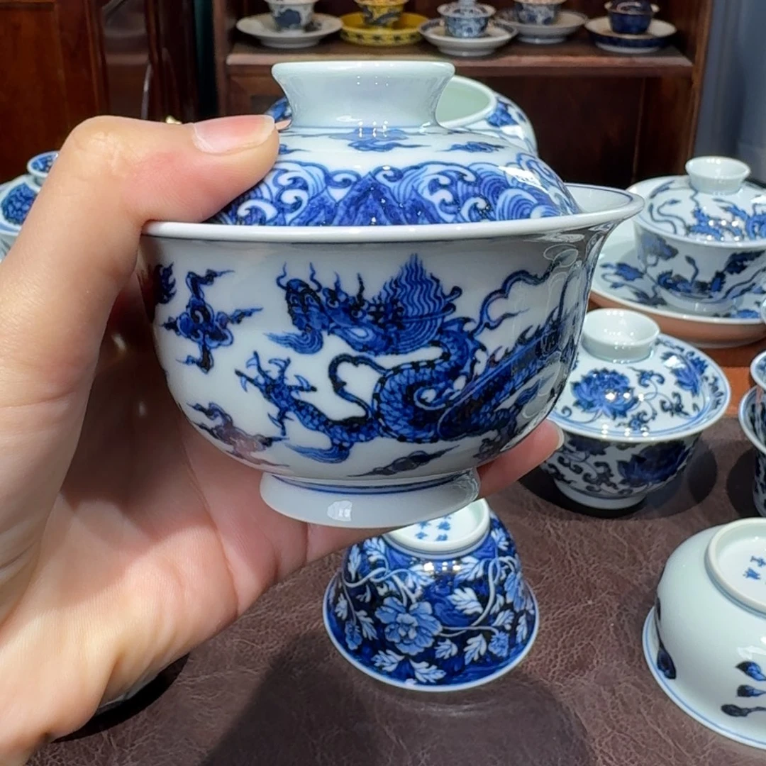 青花雯华堂手绘盖碗