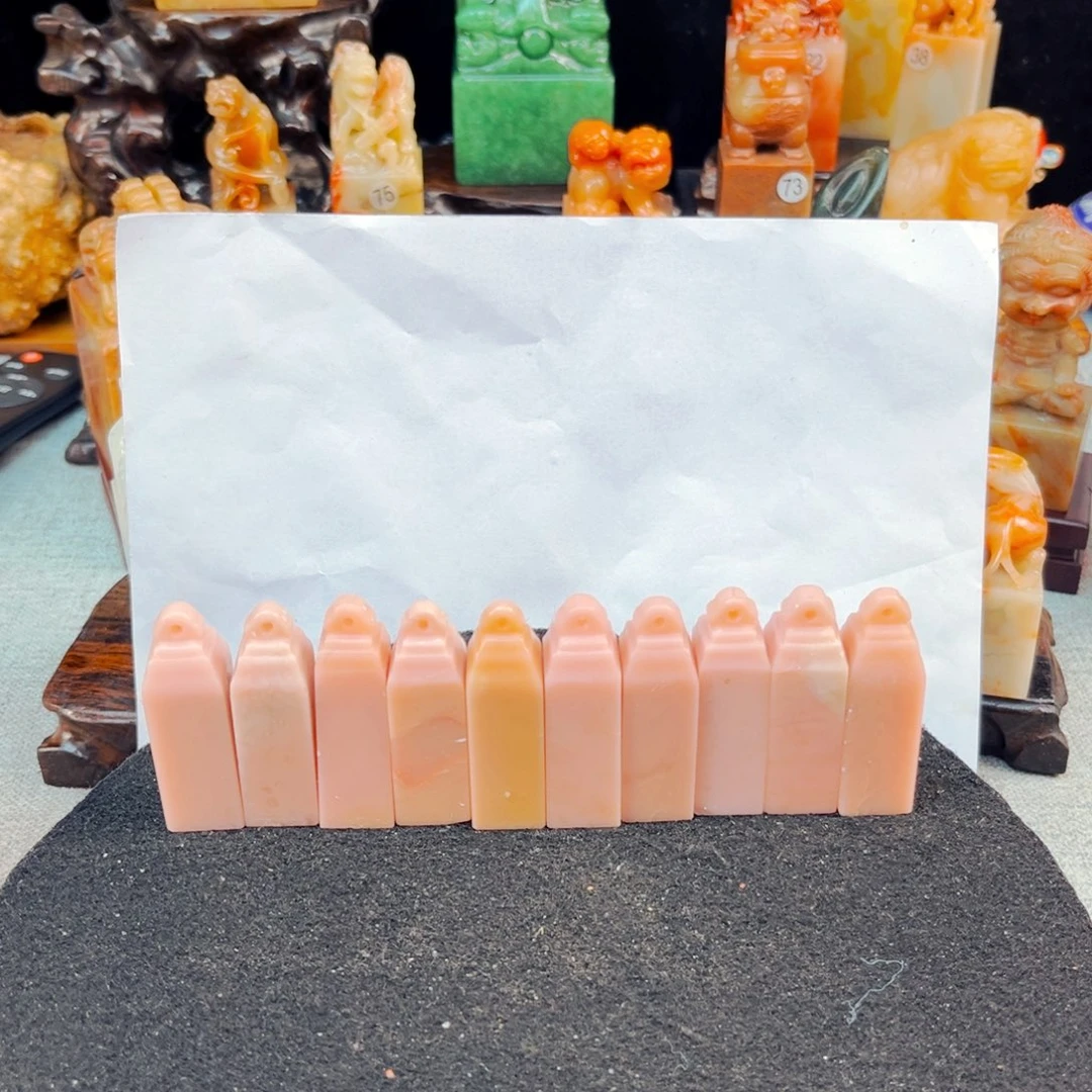 不***唔寿山石捡漏瑕疵品