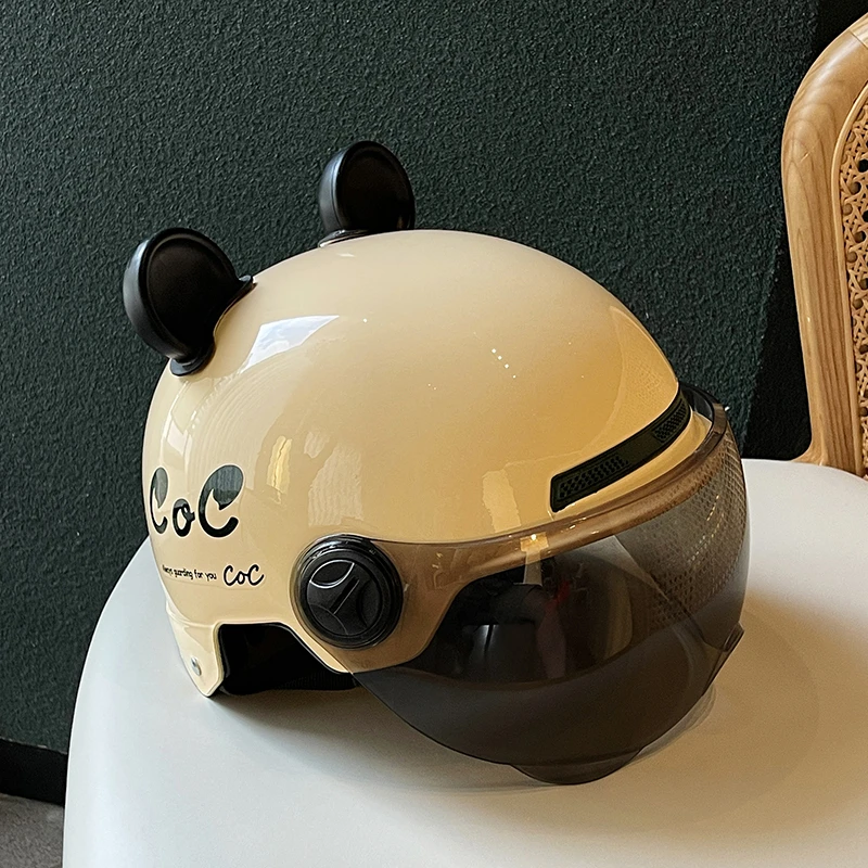 3C认证男女轻便透气摩托车头盔四季通用电动车安全帽半盔2025新款