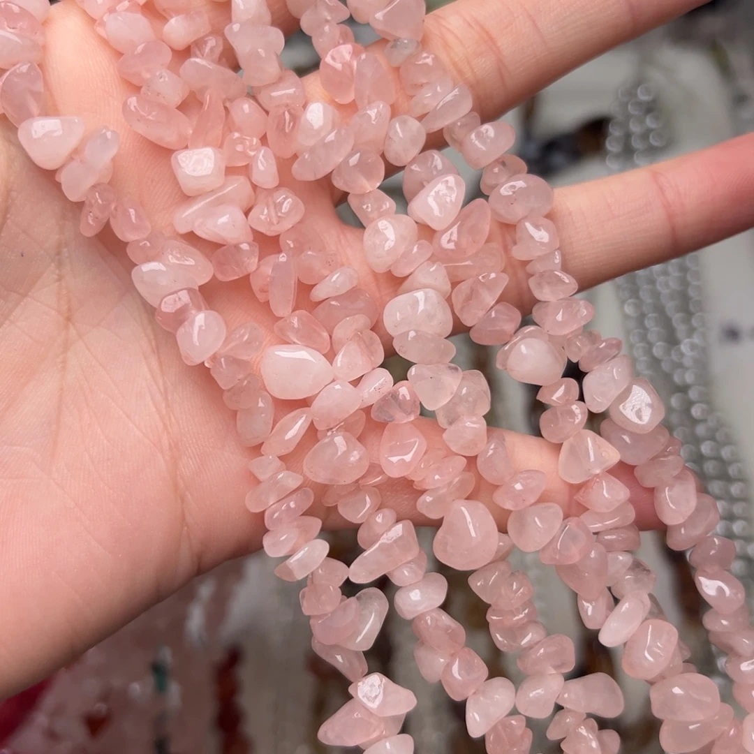 玛瑙/玉髓合金珠宝半成品L570。6.5mm粉水晶碎石随形一条80cm