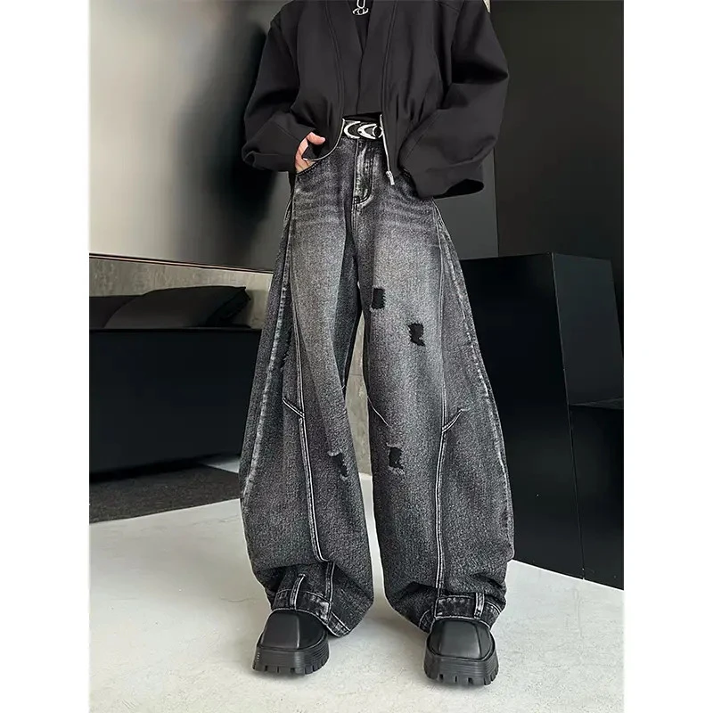 美式百搭小众设计感微喇弯刀牛仔裤男生潮流ins做旧水洗显瘦裤子