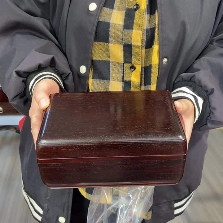 檀香紫檀（小叶紫檀）盒子