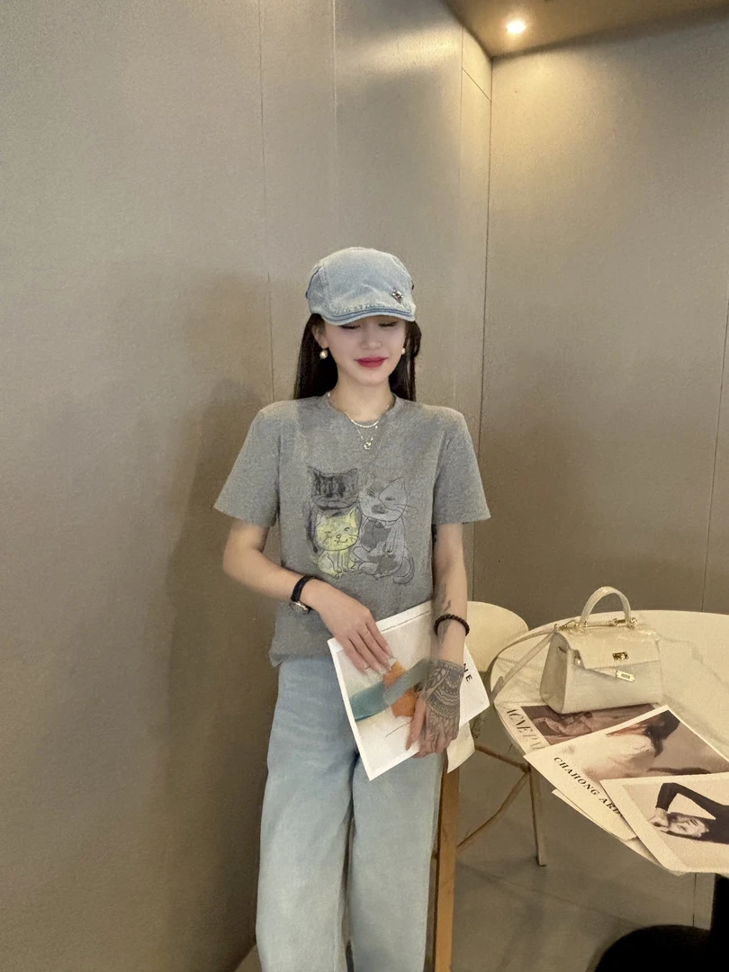 【睿娜维拉】时尚百搭休闲小猫棉T恤