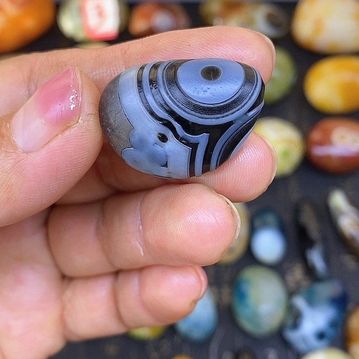 花眼玛瑙奇石饰品