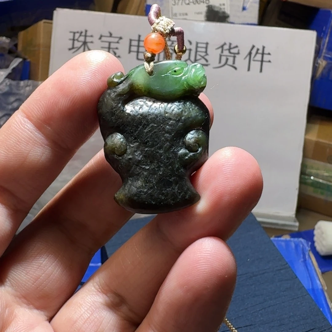 和田玉（糖玉）挂件未镶嵌