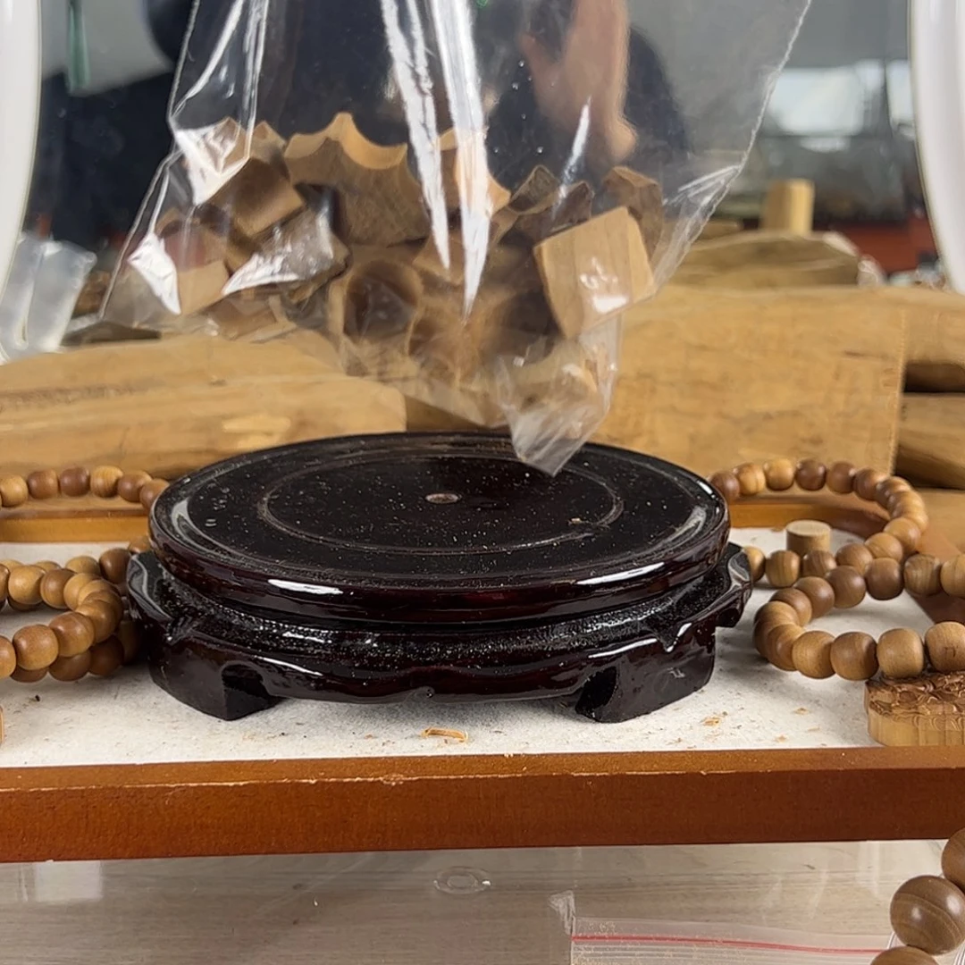 檀香木其他豆***娃王系列四号料“小王”碎料50g焦糖奶甜果