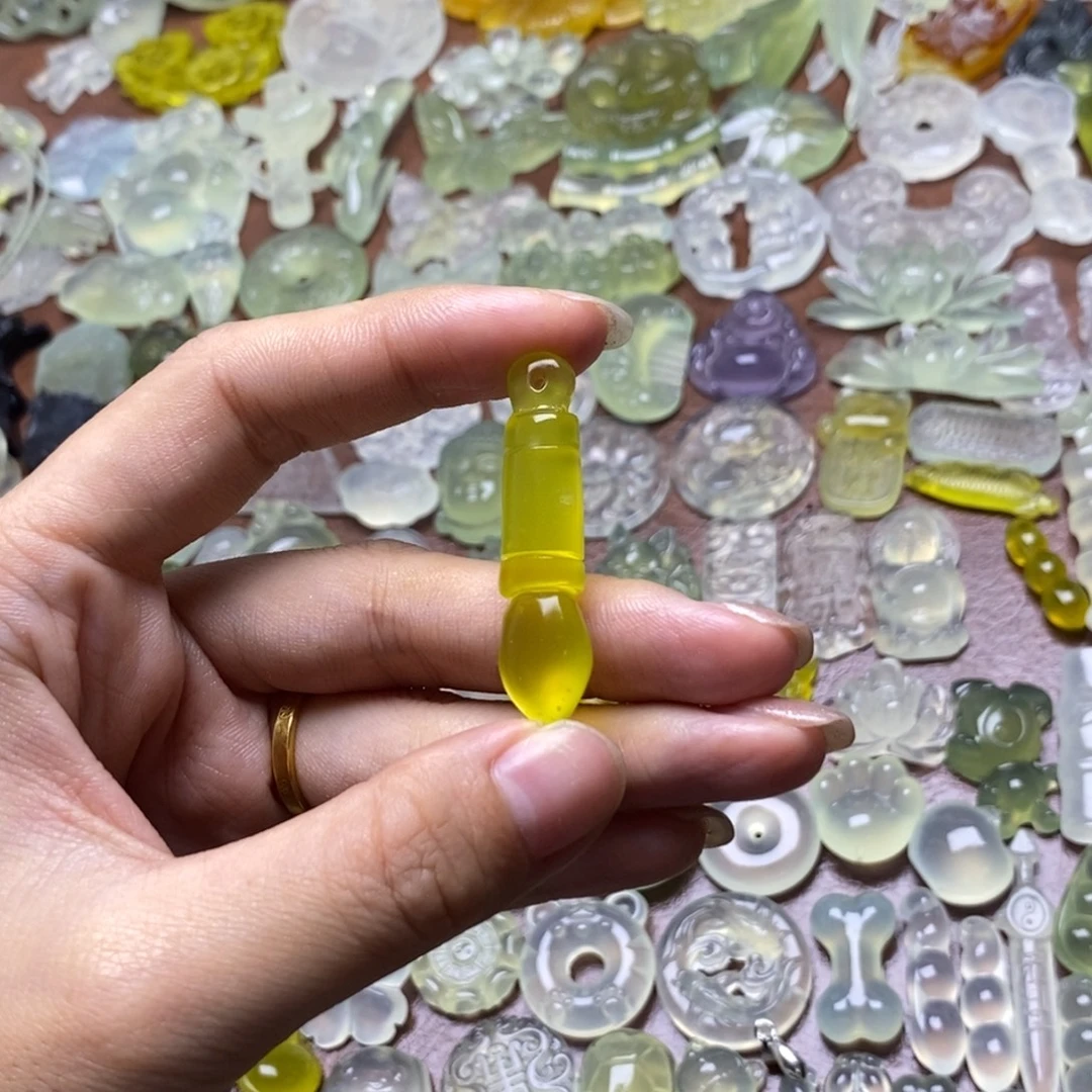 蛇纹石玉合金颈饰