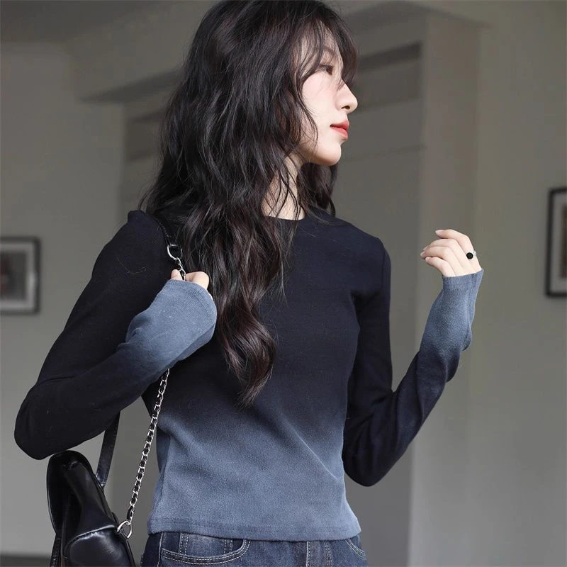 25小众设计感渐变长袖t恤女2025早春秋新款修身紧身内搭打底衫25