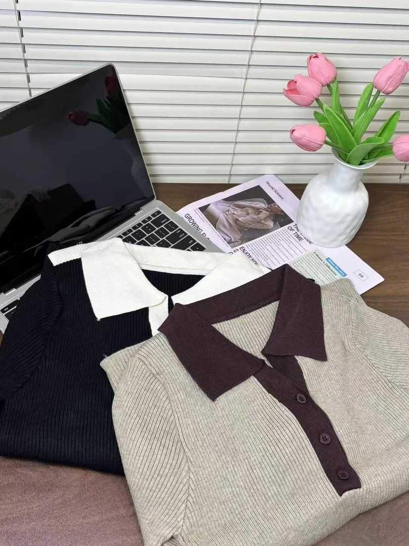 秋冬新款哺乳上衣拼色翻领针织衫外出打底显瘦产后喂奶上衣月子服