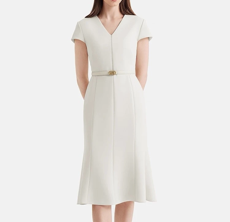 GD 02067夏季新款浪漫百搭流行气质V领束腰连衣裙