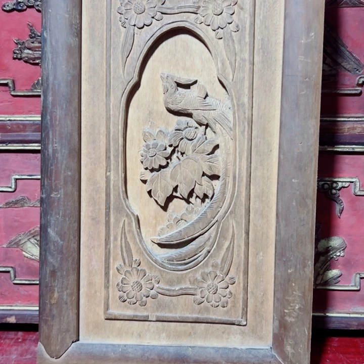 内***姐木木雕工艺品摆件