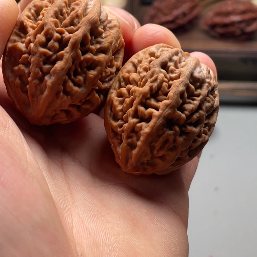 J***f文玩核桃把件楸刀鱼154