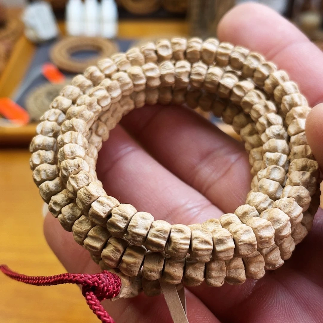 柏香籽/百香籽吊坠老*喔