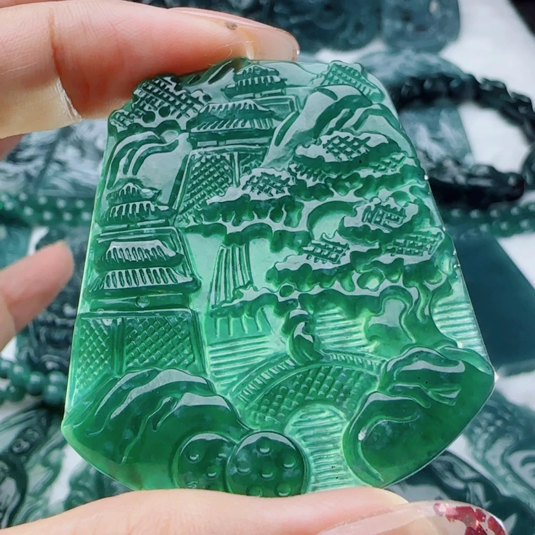 翡翠未镶嵌颈饰多样性发货天然的A货翡翠