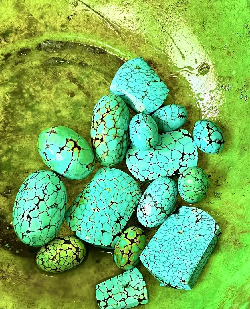 绿色石唐三彩桶珠摆件