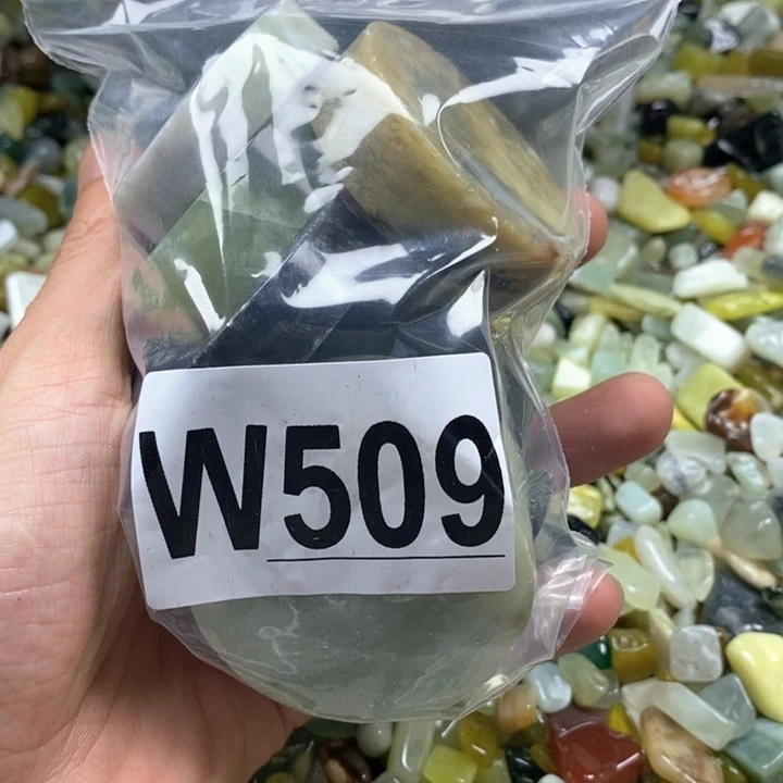 未镶嵌蛇纹石玉鱼缸石
