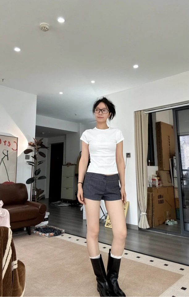 WX2025 质感优雅复古格纹西装短裤夏季