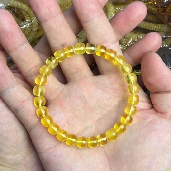 琥珀未镶嵌裸石7.9老型051