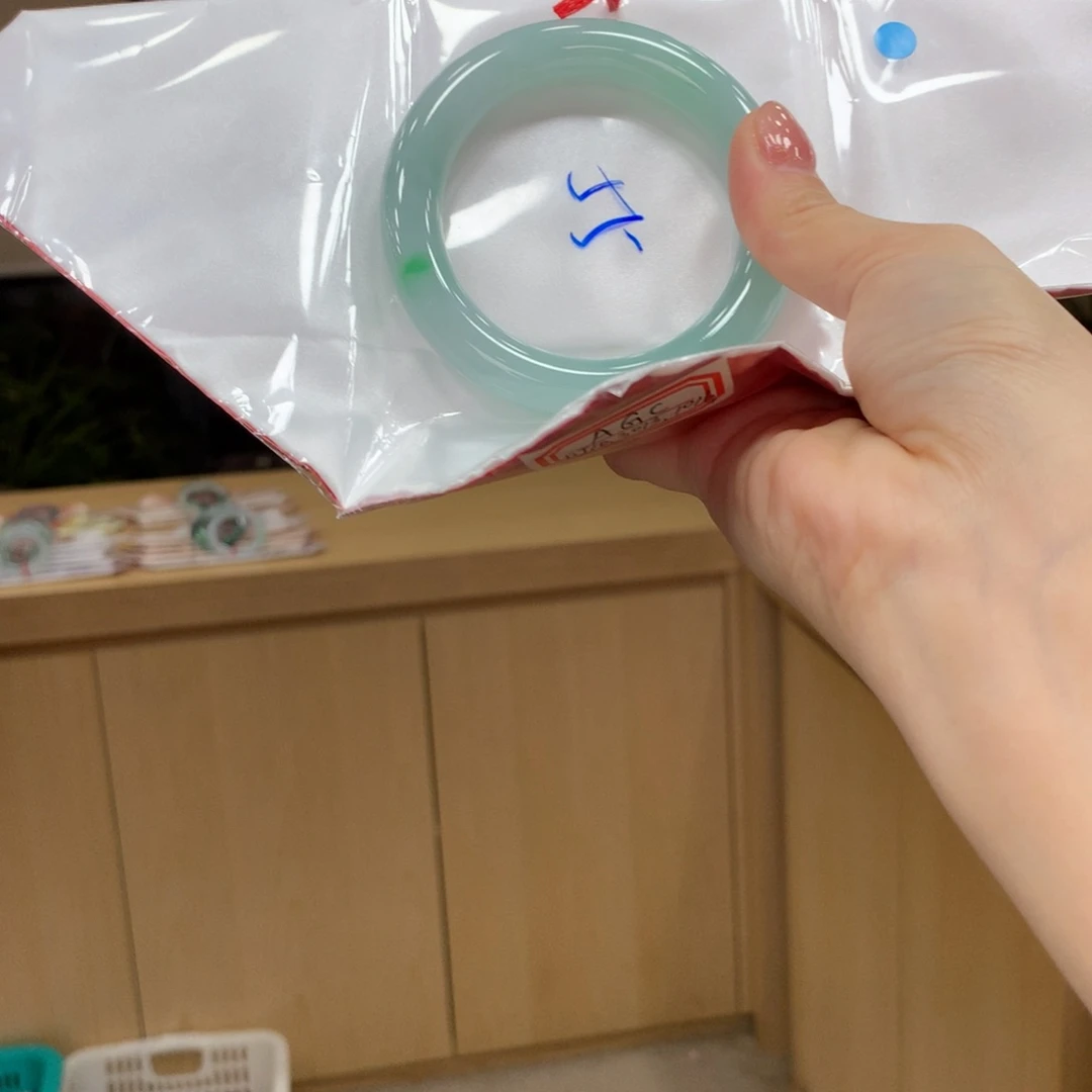 未镶嵌手镯翡翠不退不换