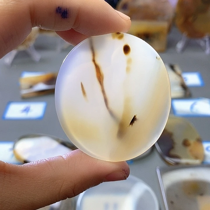 玛瑙/玉髓未镶嵌珠宝半成品