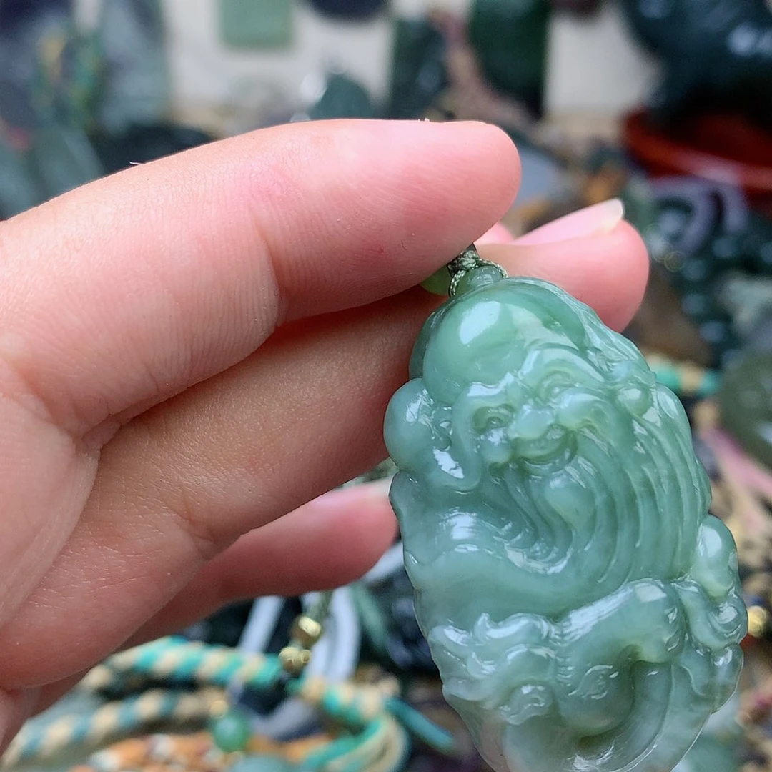 和田玉未镶嵌颈饰D****e