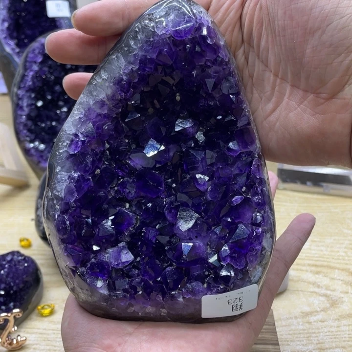 未镶嵌大型摆件（非配饰）紫晶
