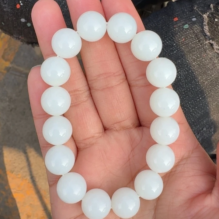 和田玉未镶嵌手串