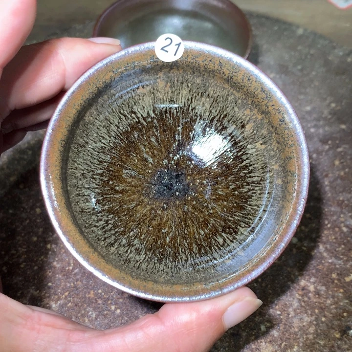 茶盏细看这支公屏上说21