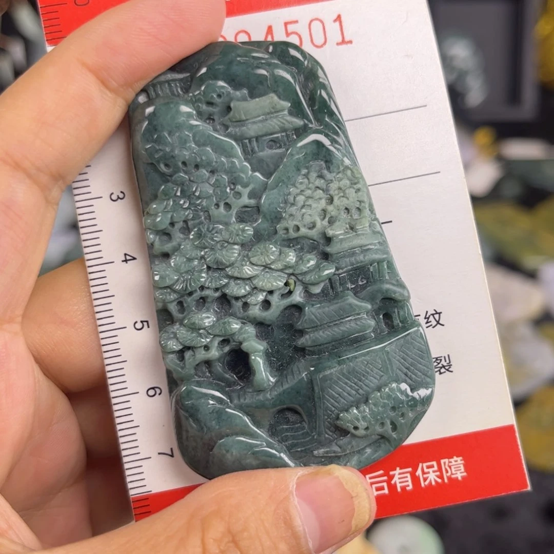 翡翠未镶嵌吊坠(赠链)51