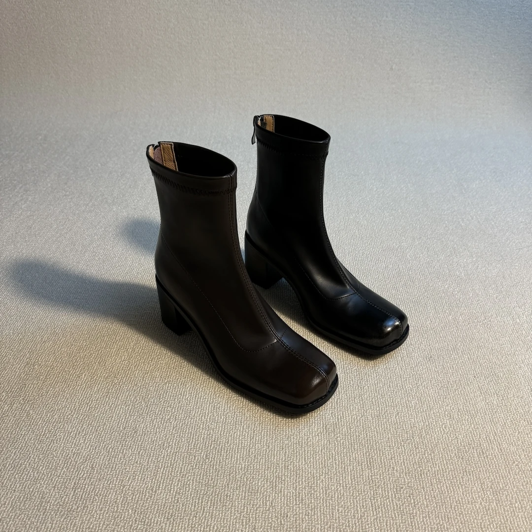 六也「精致方头」简约真皮擦色鞋头粗高跟显瘦通勤弹力短靴女L971