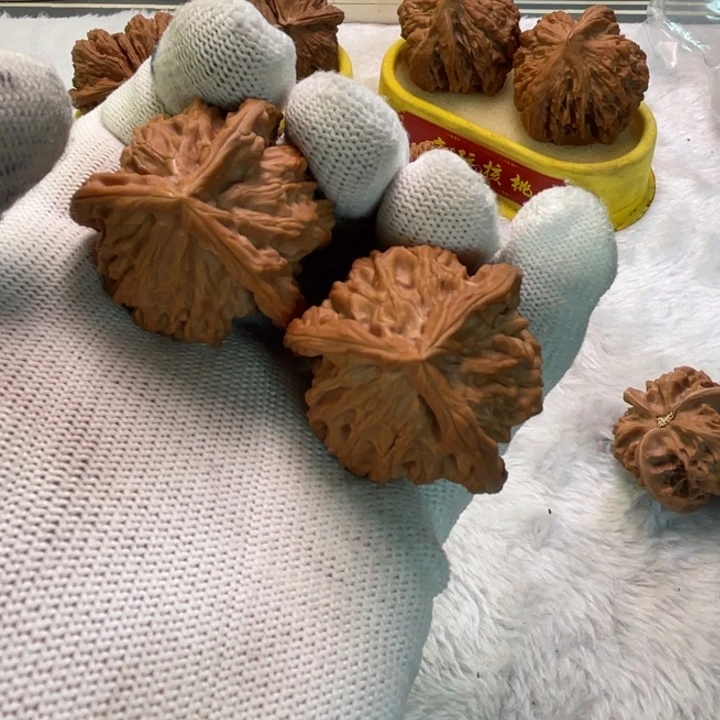 把件桃核.*7盘山三棱