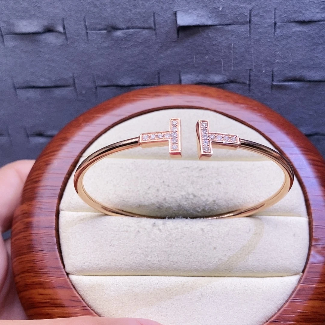 钻石手镯18K金镶嵌双t手镯k玫17