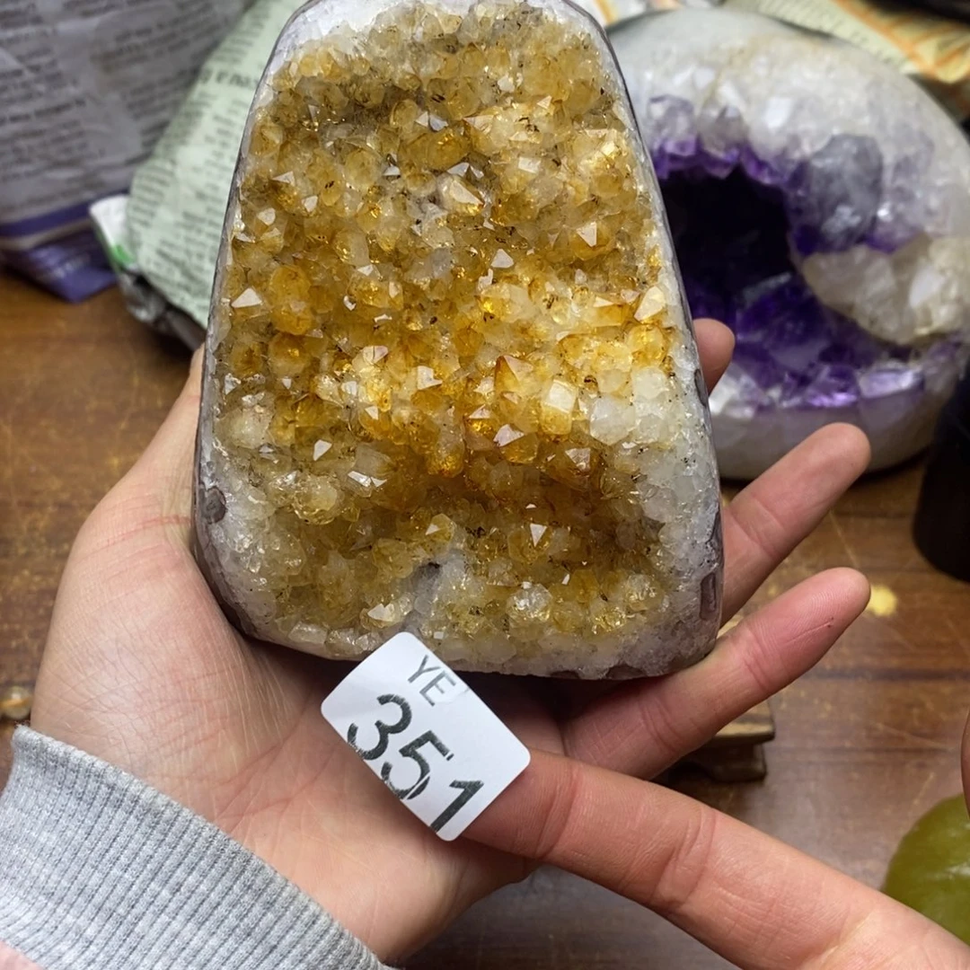 水晶大型摆件（非配饰）未镶嵌