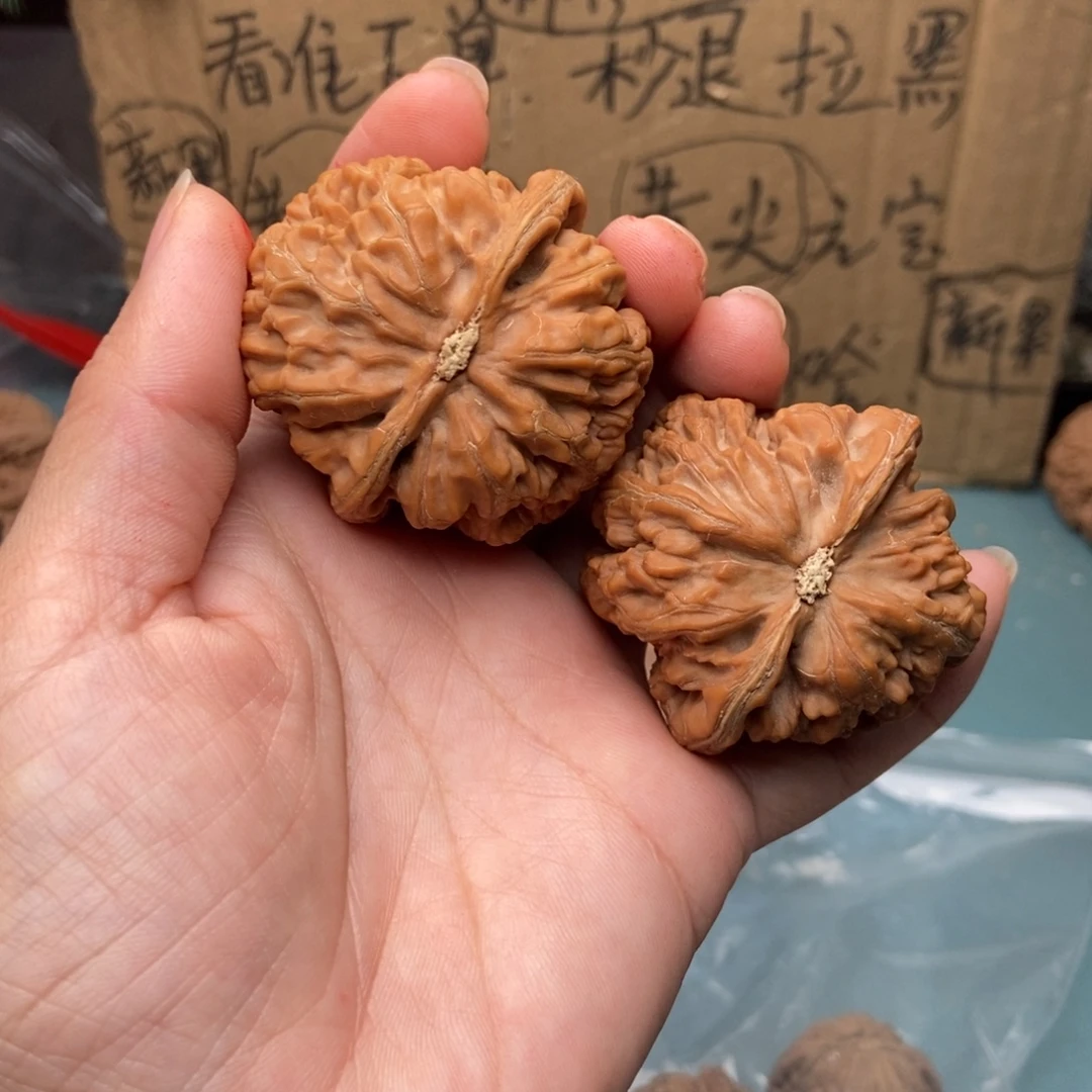 留***海文玩核桃吊坠粗筋78