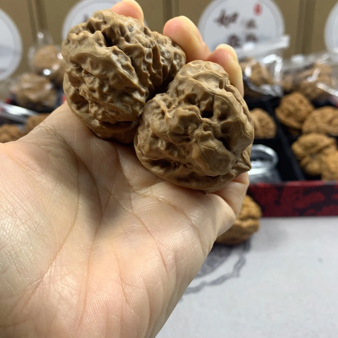 ?**?文玩核桃蛤蟆头42