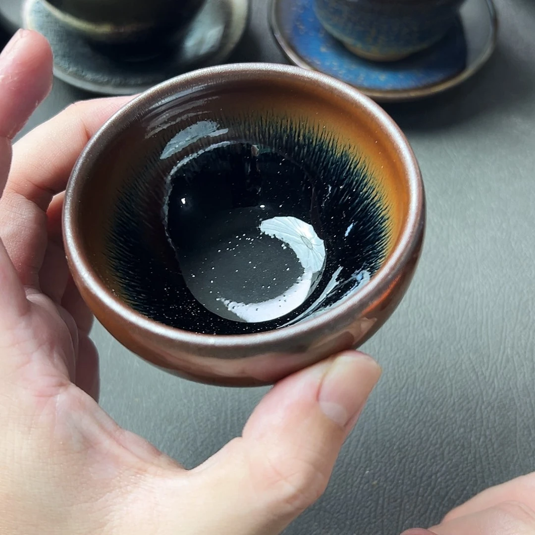 茶盏这个时候才开始准备了的