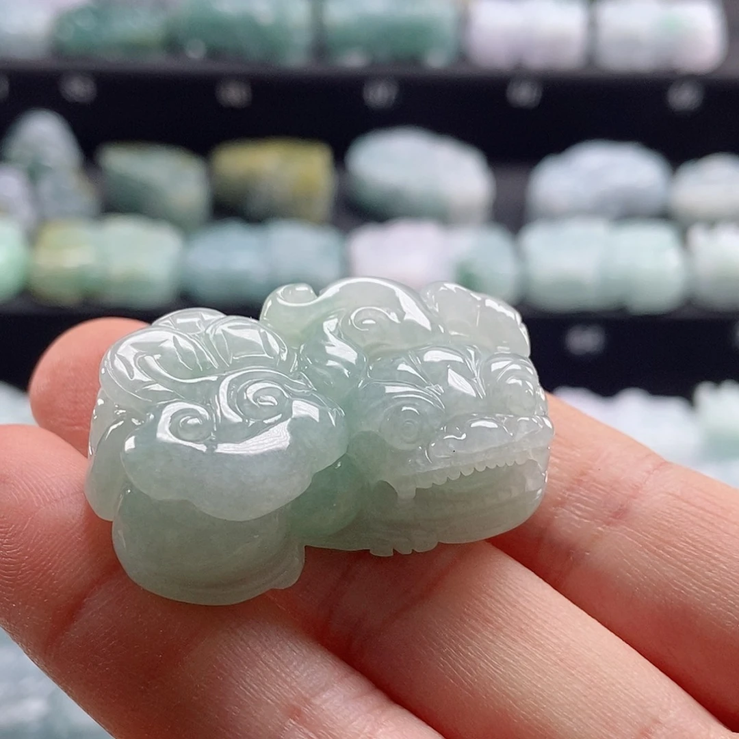 颈饰未镶嵌翡翠翡翠貔貅