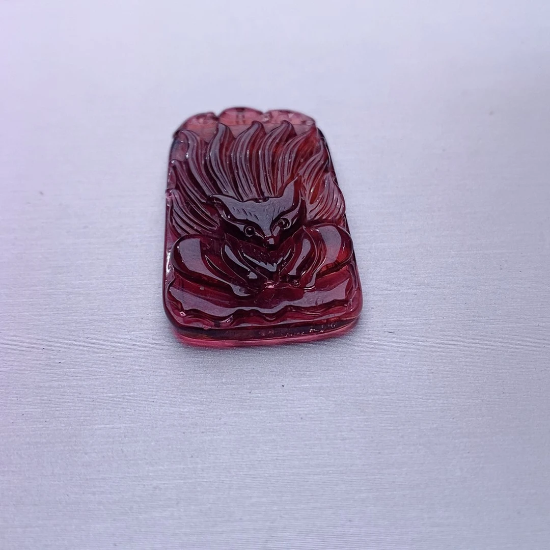 碧玺颈饰未镶嵌碧玺吊坠