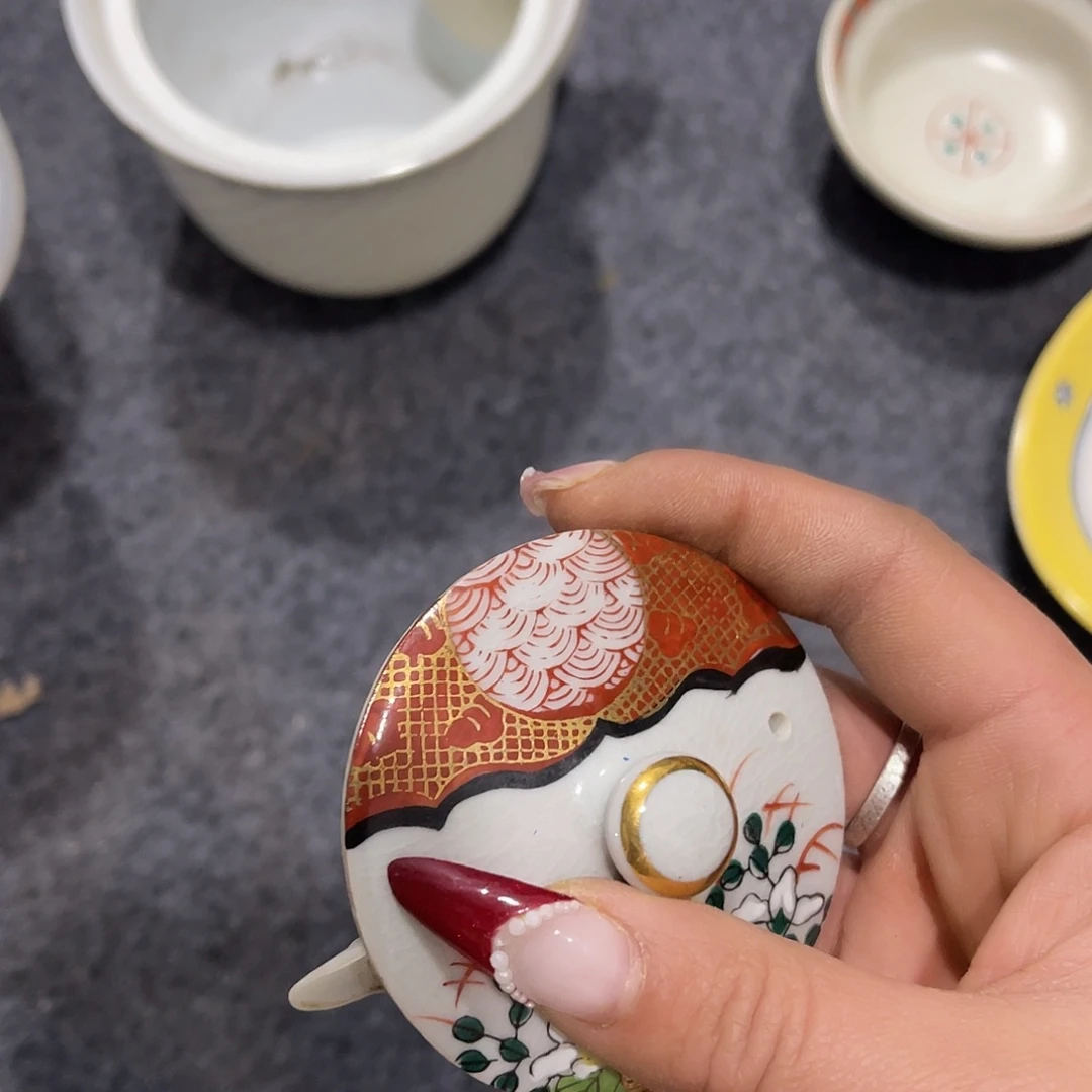 瓷片Y***i羽毛球赛和足球锦标是奥运健