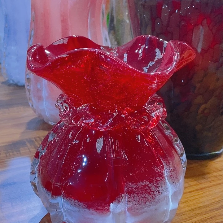 琉璃高度19厘米红色钱袋花瓶