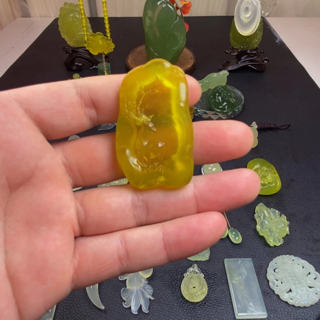 蛇纹石玉合金颈饰