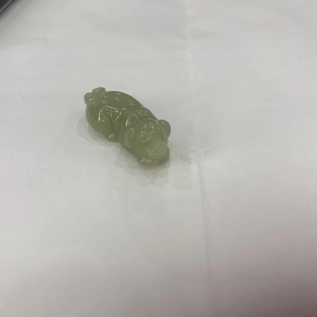 青海料和田玉吊坠