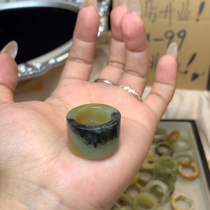 D***合金蛇纹石玉戒指