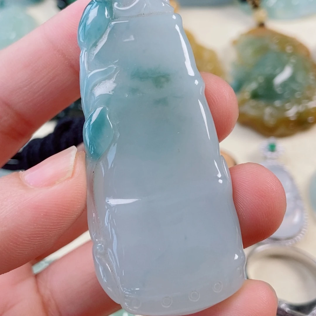 翡翠未镶嵌颈饰天然翡翠a货
