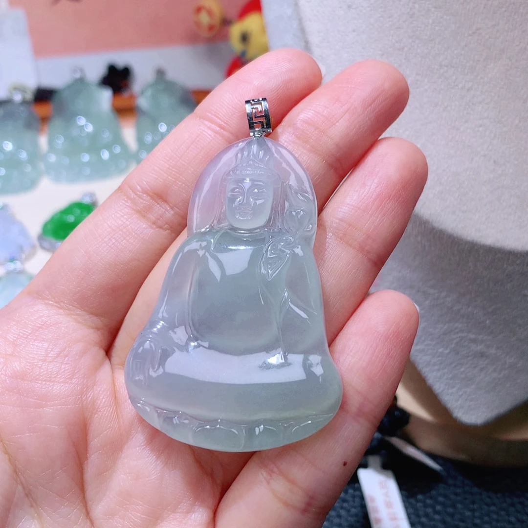 颈饰18K金镶嵌翡翠素衣54*37.3*5.6