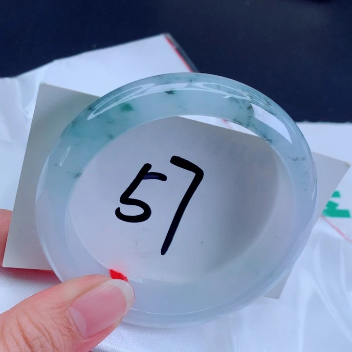 翡翠手镯未镶嵌正