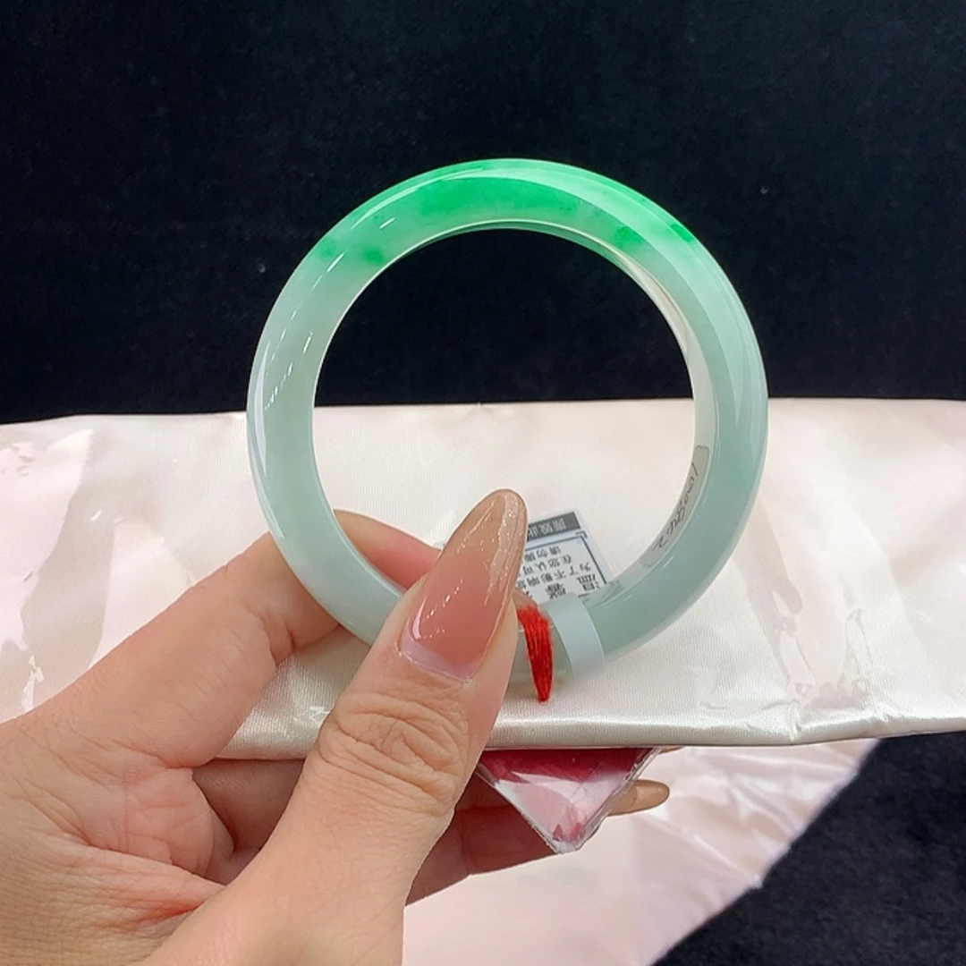 【闪购商品】未镶嵌手镯翡翠正57