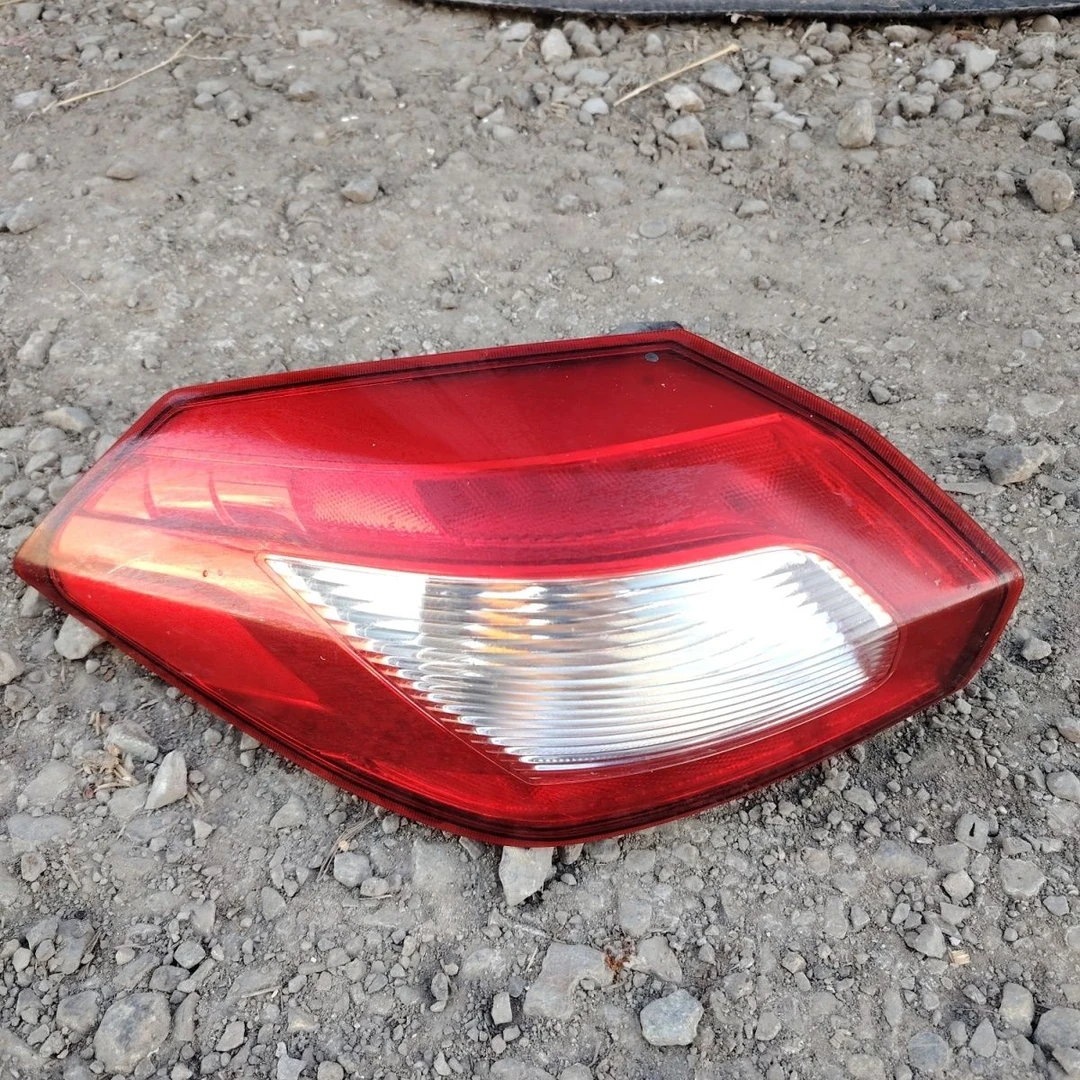 适配北汽绅宝X65威旺S50尾灯刹车灯倒车灯